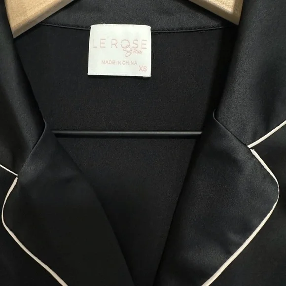 Le Rose Stories Black Satin Pajama Set White Trim XS - Picture 5 of 8